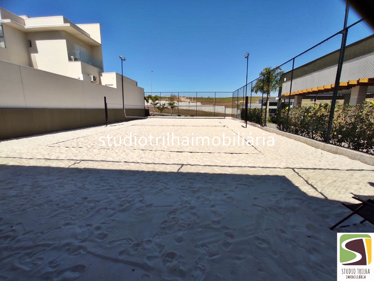 Excelente Sobrado, 355m² com 4 Suítes e Área Gourmet