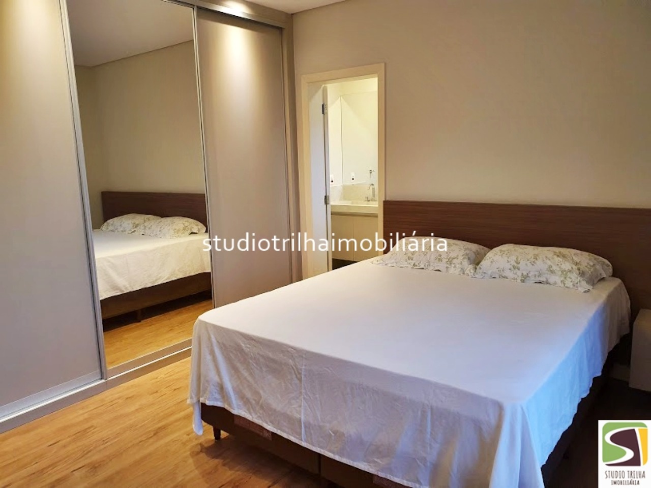 Excelente Mansão, 563m² com 4 Suítes amplas, Varanda Gourmet e Piscina em São José dos Campos - SP