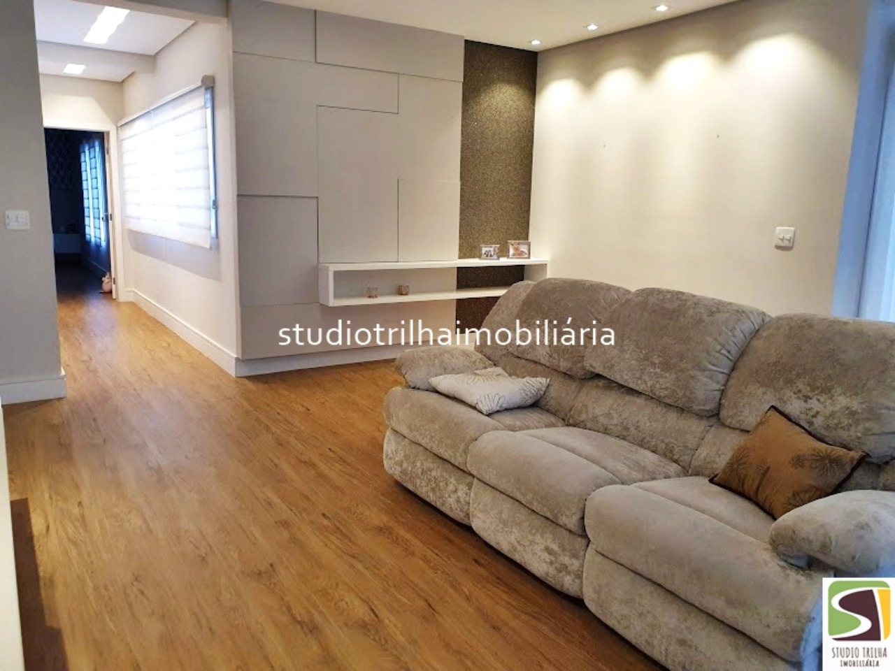 Excelente Mansão, 563m² com 4 Suítes amplas, Varanda Gourmet e Piscina em São José dos Campos - SP
