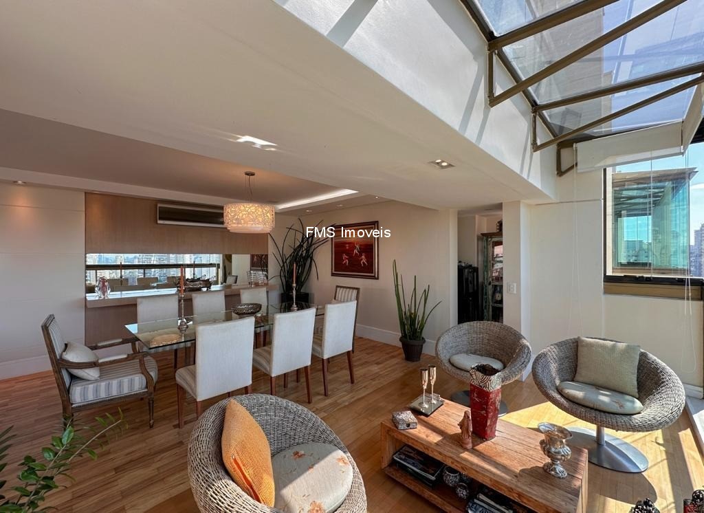 Apartamento, 3 quartos, 240 m² - Foto 10