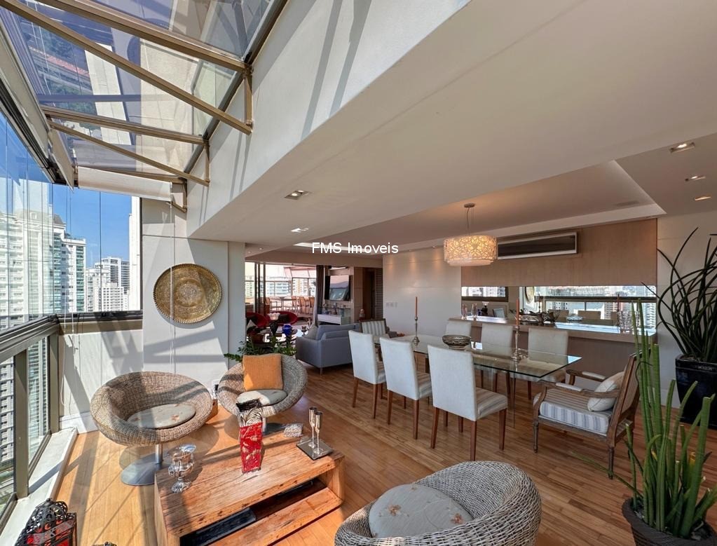 Apartamento, 3 quartos, 240 m² - Foto 11