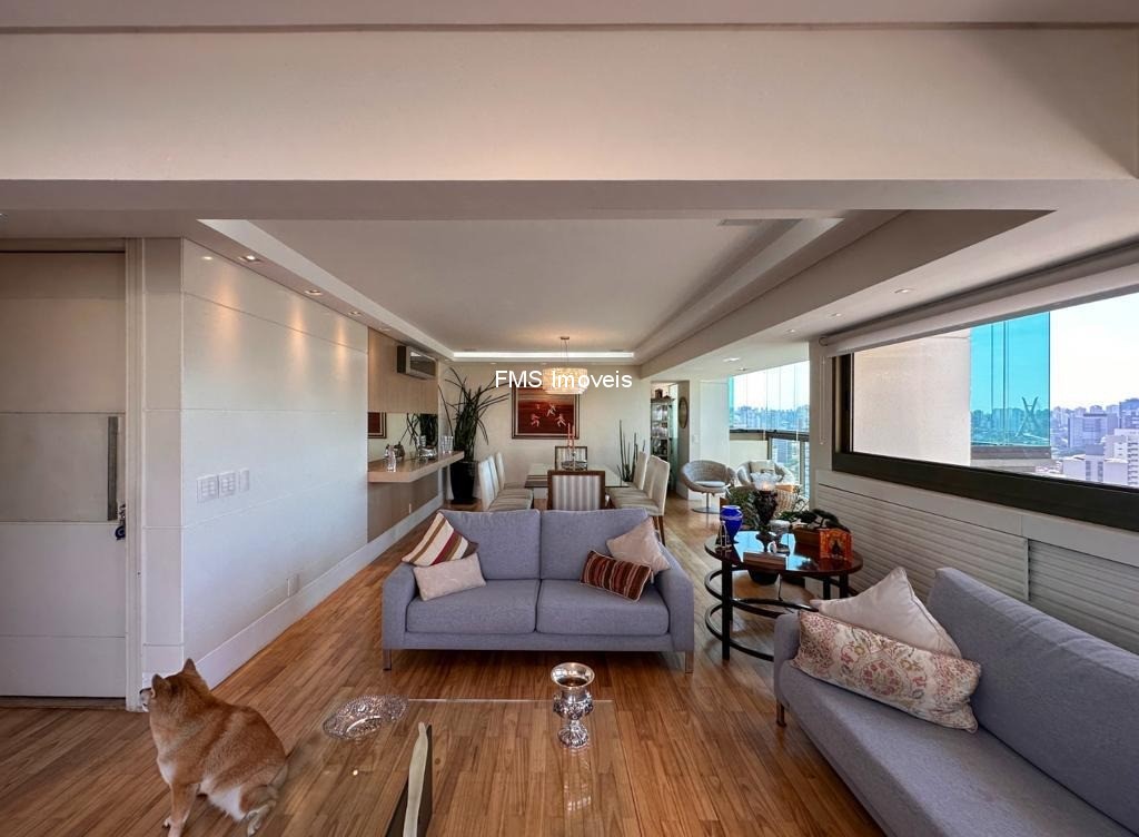 Apartamento, 3 quartos, 240 m² - Foto 2
