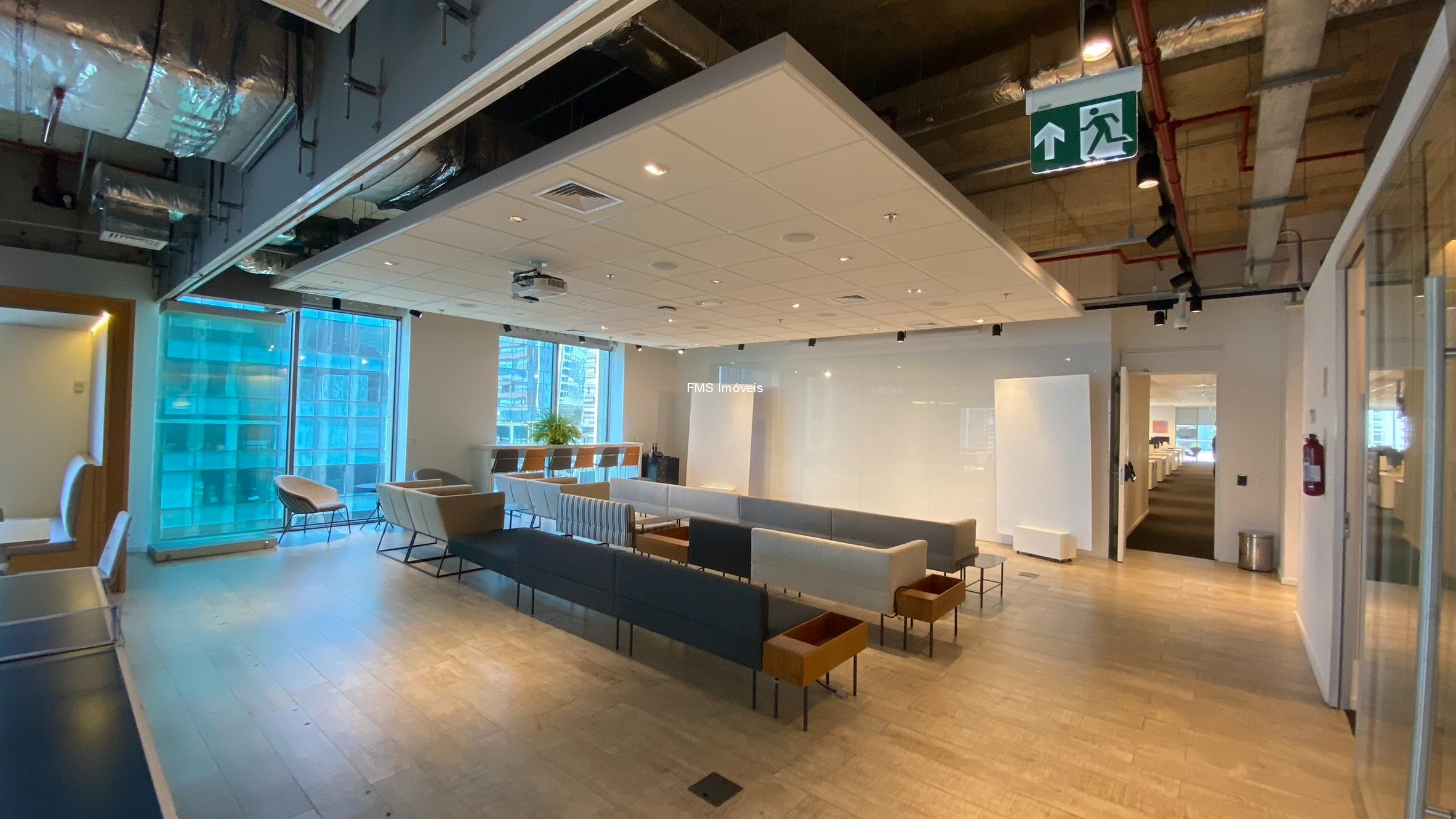 Sala-Conjunto, 2040 m² - Foto 16