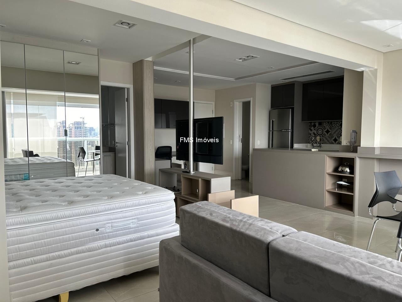 Apartamento, 1 quarto, 56 m² - Foto 1