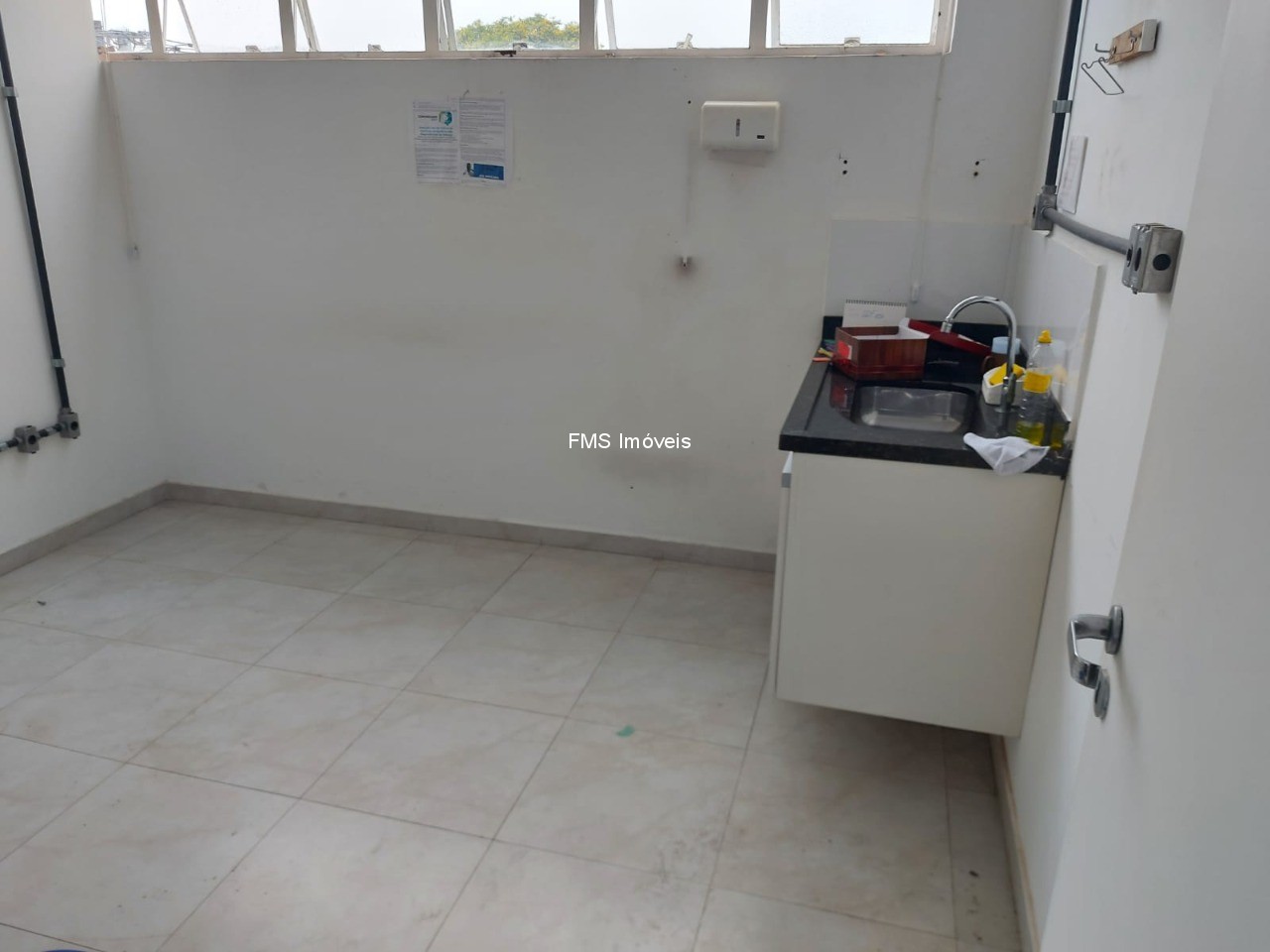 Prédio Inteiro - Foto 13