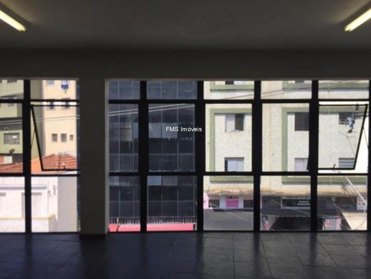 Prédio Inteiro - Foto 4