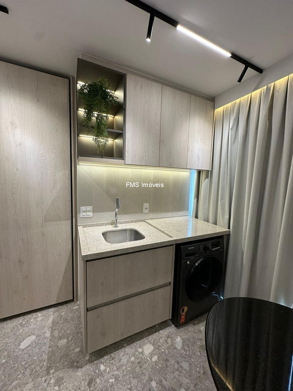 Apartamento, 1 quarto, 30 m² - Foto 2