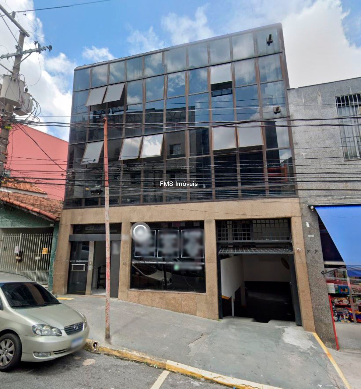 Prédio Inteiro - Foto 1