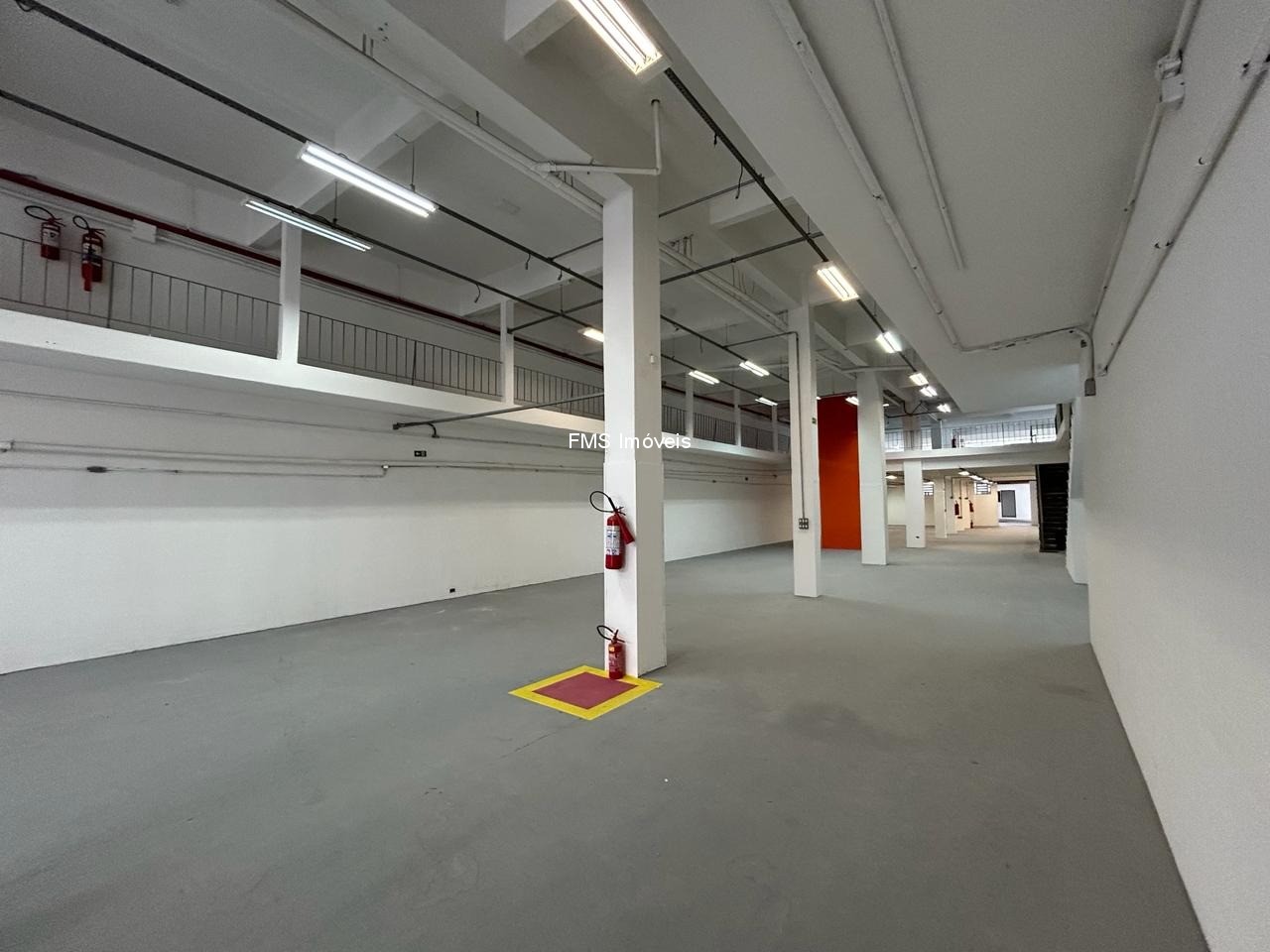 Loja-Salão, 1300 m² - Foto 3