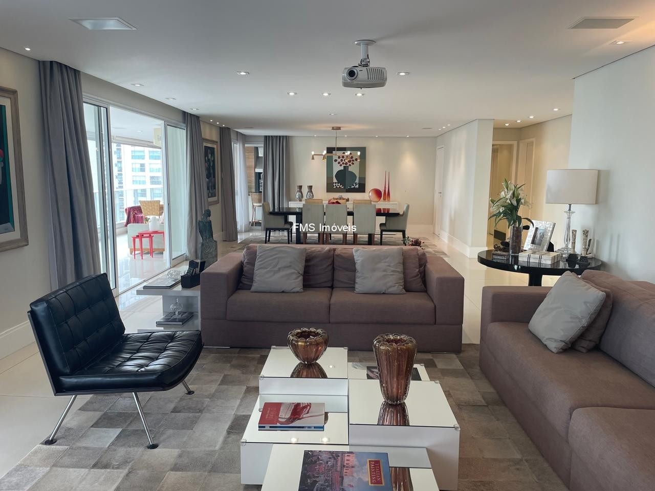Apartamento, 4 quartos, 380 m² - Foto 1