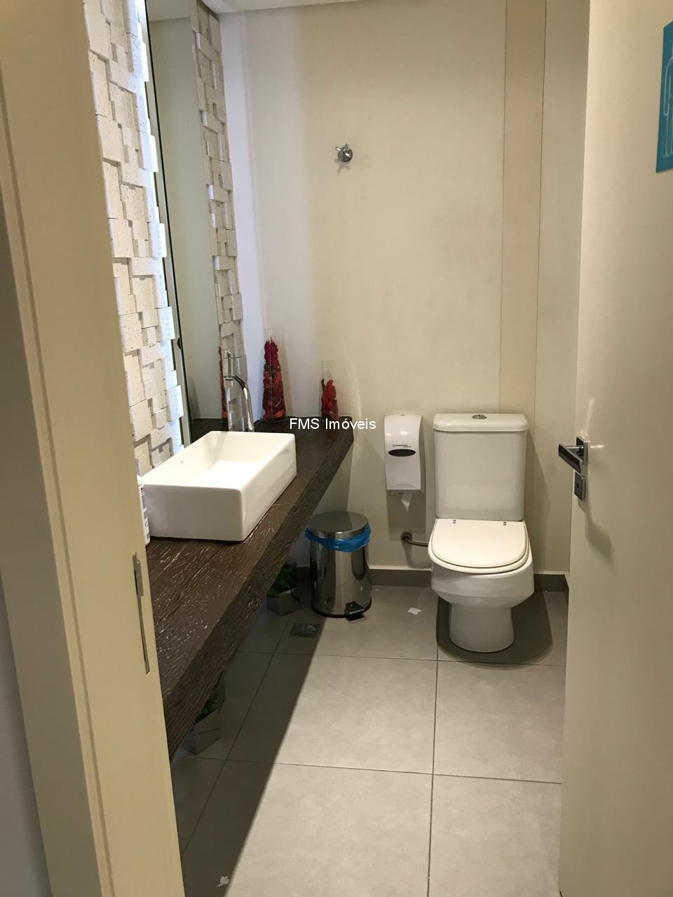 Prédio Inteiro - Foto 27