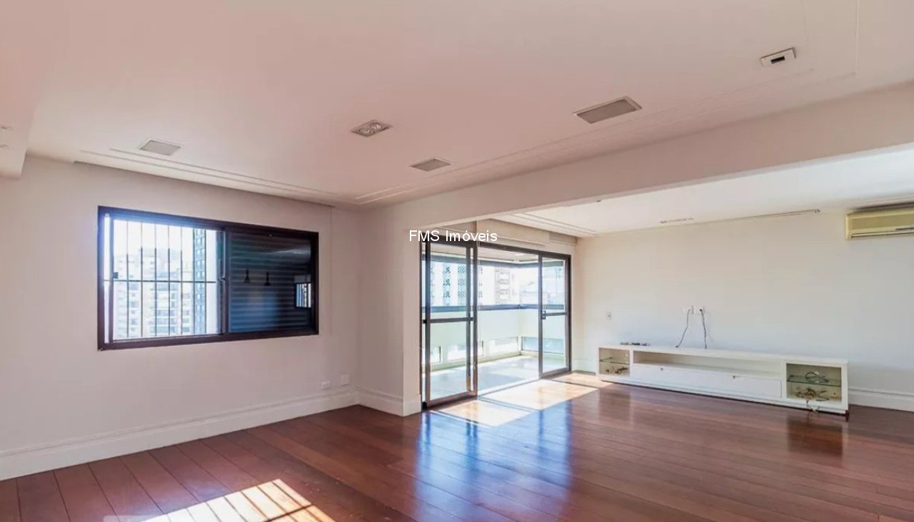 Apartamento, 3 quartos, 230 m² - Foto 1