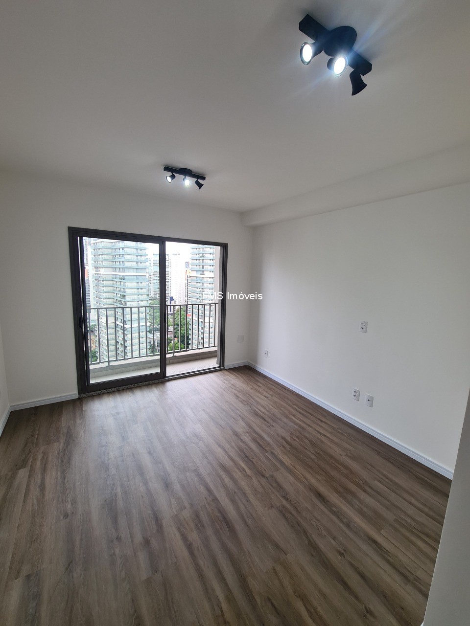 Apartamento, 1 quarto, 24 m² - Foto 1