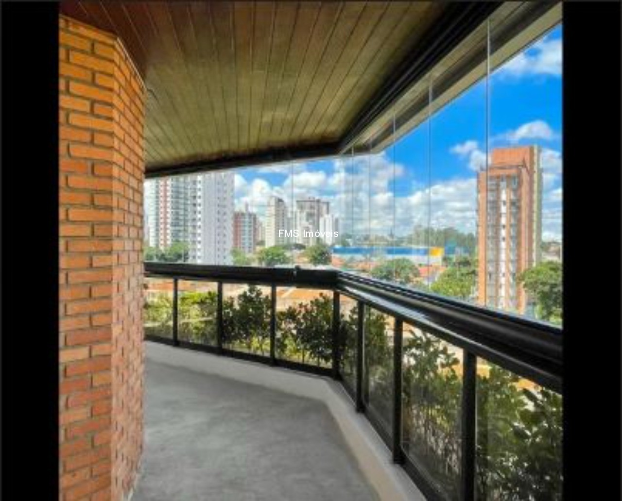Apartamento, 3 quartos, 276 m² - Foto 2