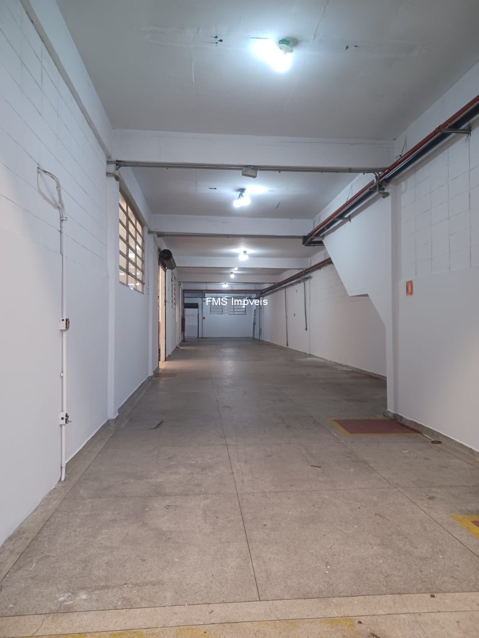 Depósito-Galpão, 875 m² - Foto 1