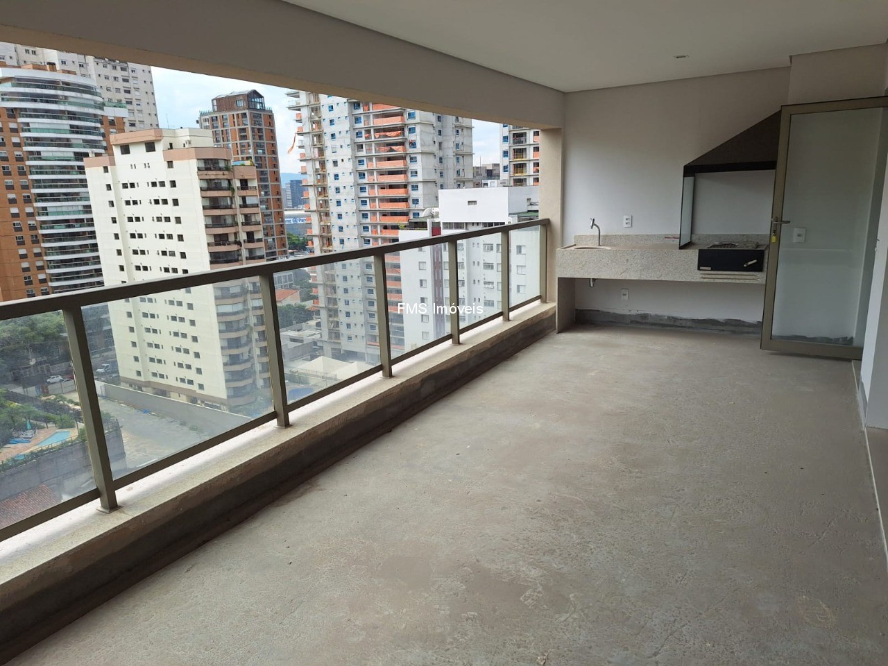 Apartamento, 3 quartos, 158 m² - Foto 1
