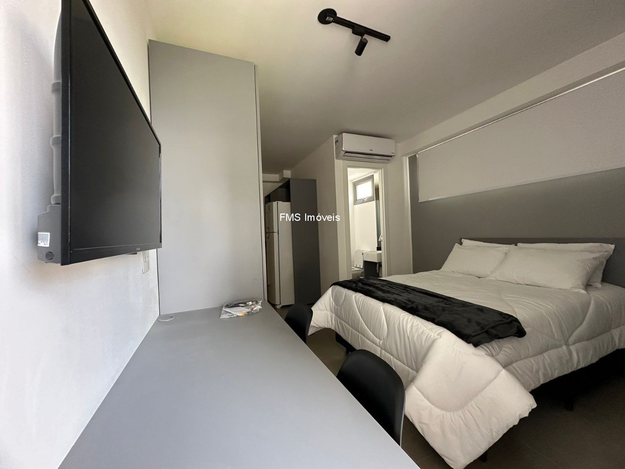 Apartamento, 1 quarto, 27 m² - Foto 2