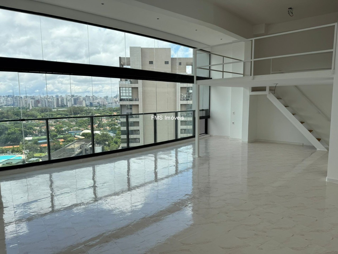 Apartamento, 1 quarto, 62 m² - Foto 2