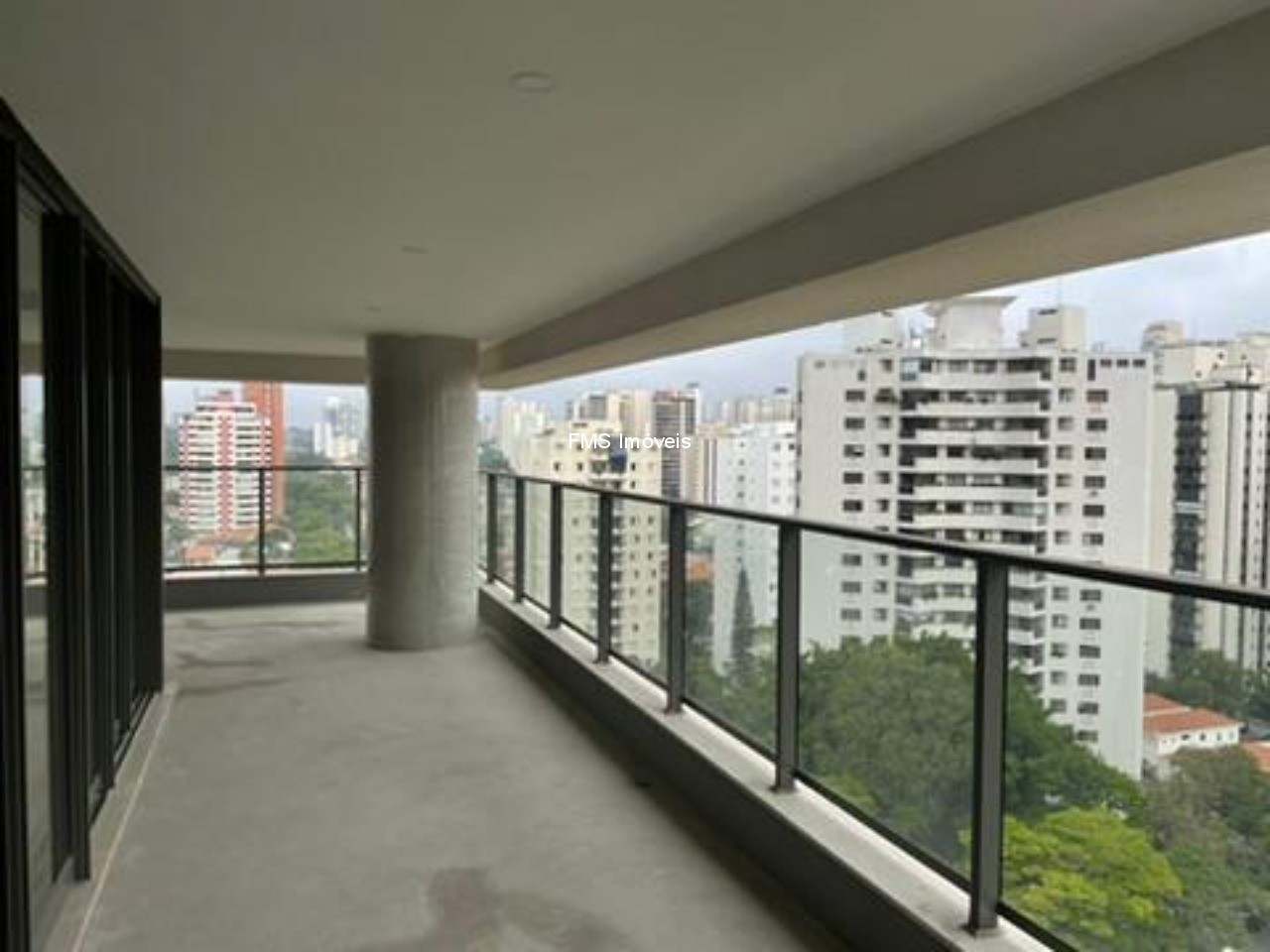 Apartamento, 4 quartos, 220 m² - Foto 1
