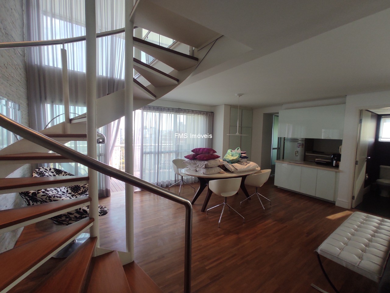 Apartamento, 1 quarto, 104 m² - Foto 3