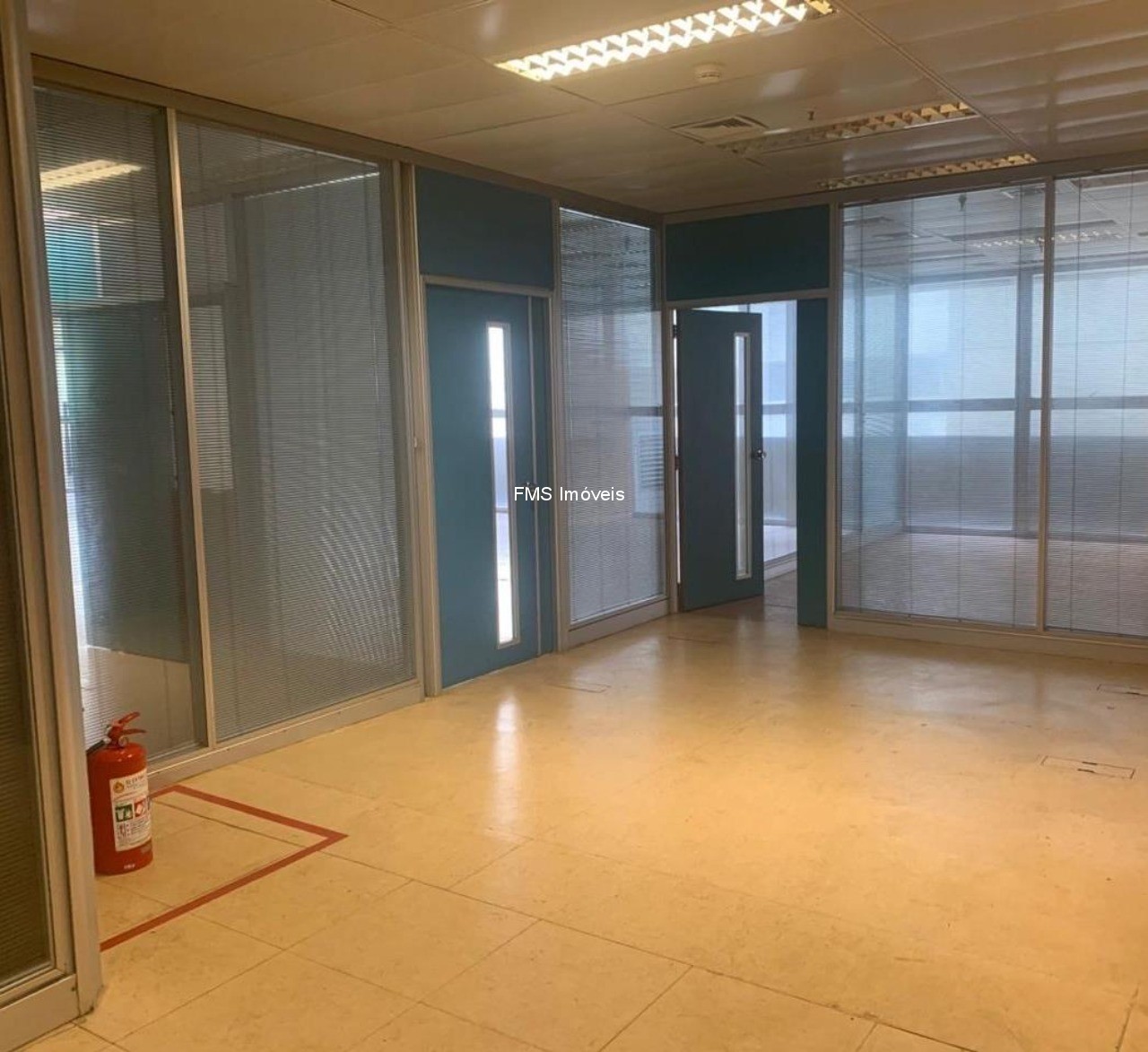 Sala-Conjunto, 4800 m² - Foto 7