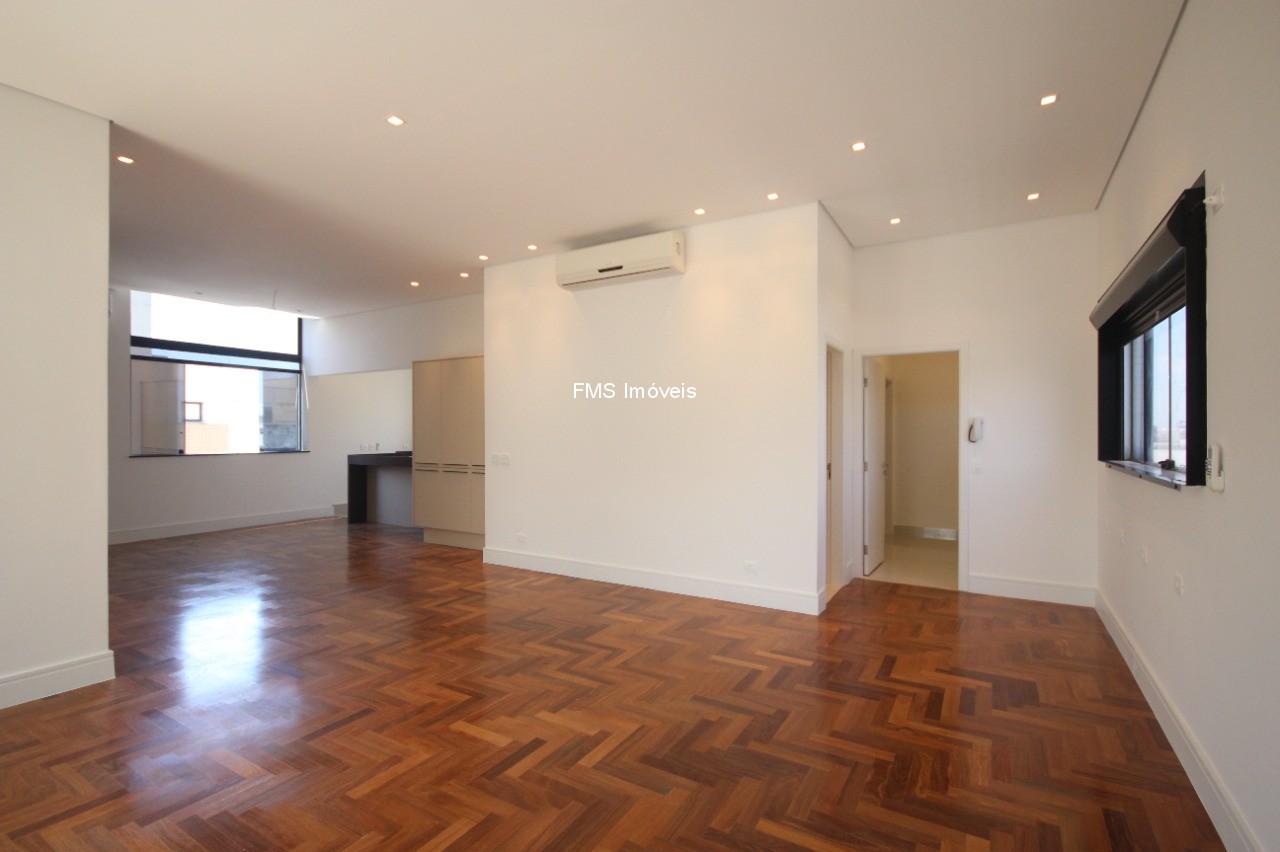 Cobertura, 3 quartos, 314 m² - Foto 1