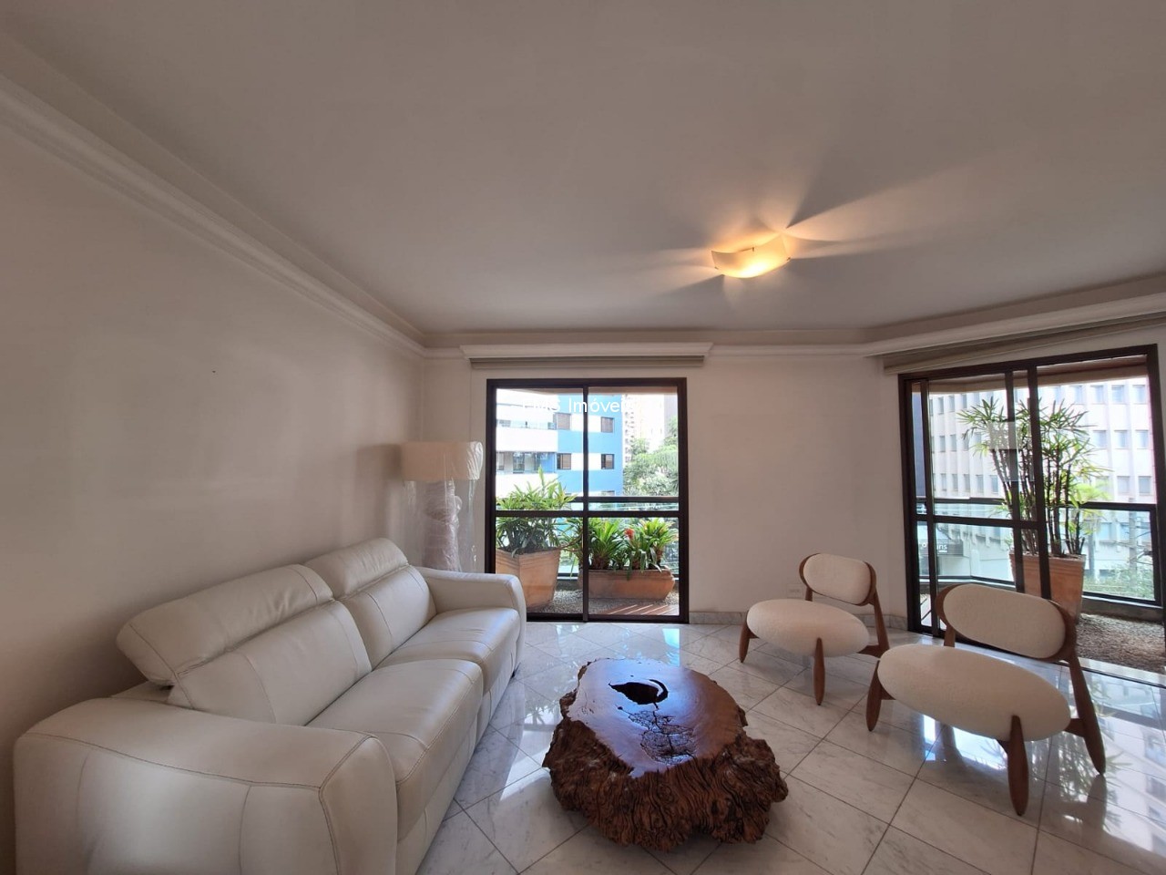 Apartamento, 3 quartos, 121 m² - Foto 2