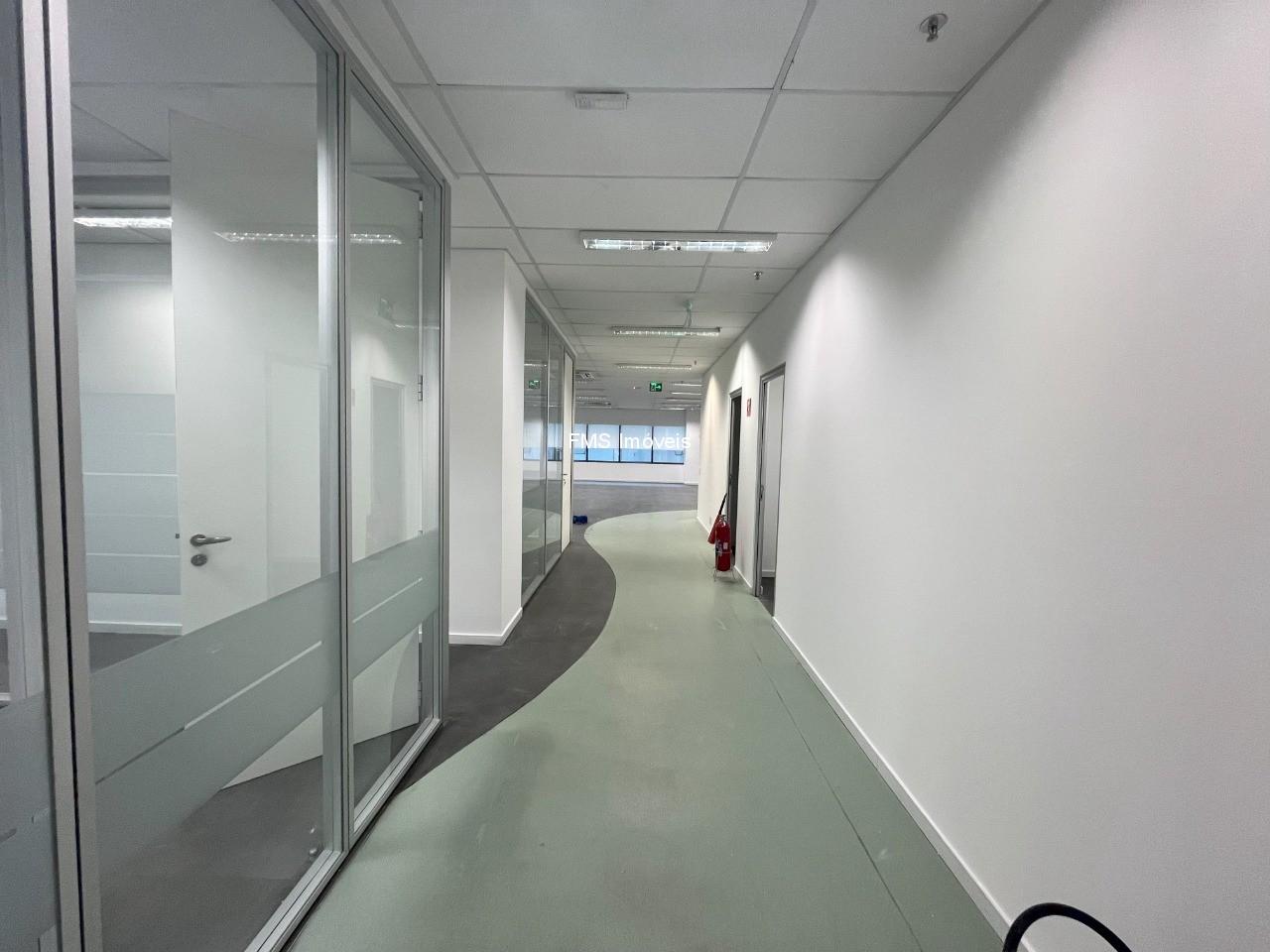 Sala-Conjunto, 1507 m² - Foto 45