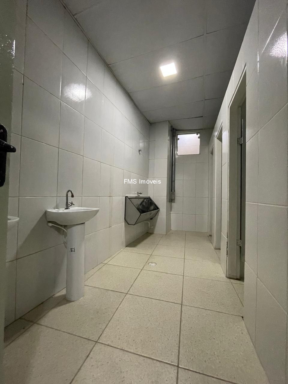 Depósito-Galpão, 570 m² - Foto 16
