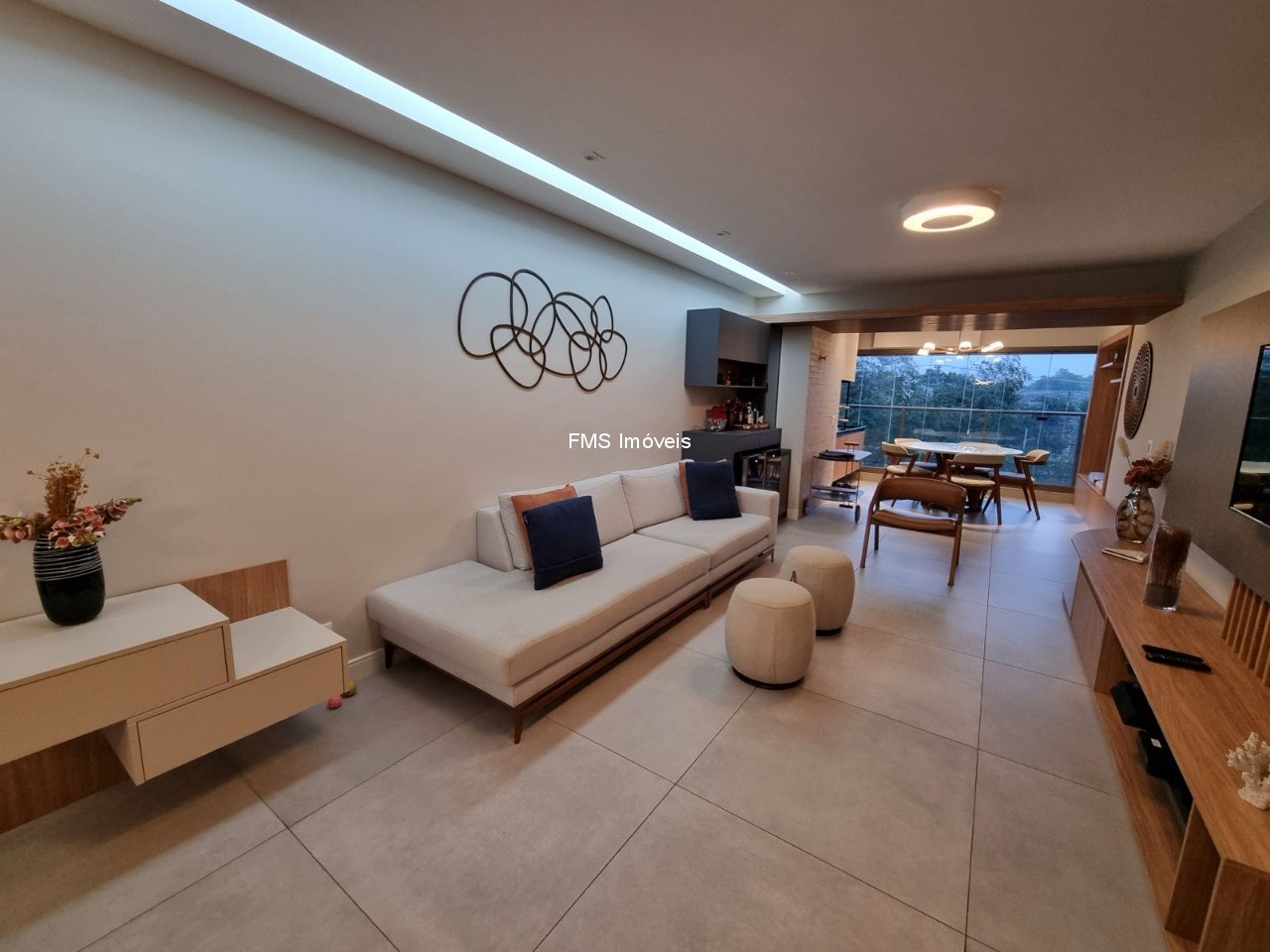 Apartamento, 3 quartos, 129 m² - Foto 1