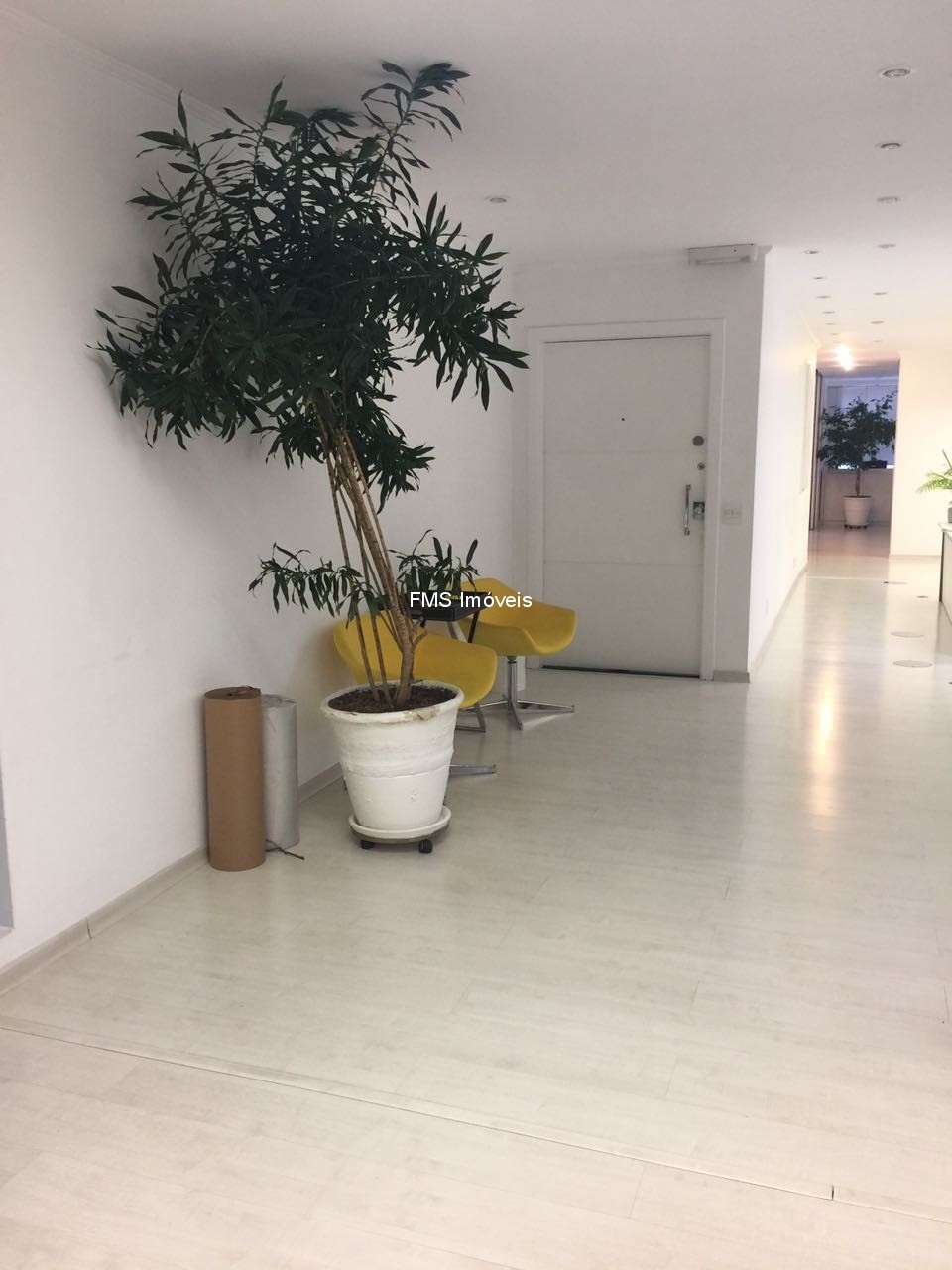 Sala-Conjunto, 205 m² - Foto 1