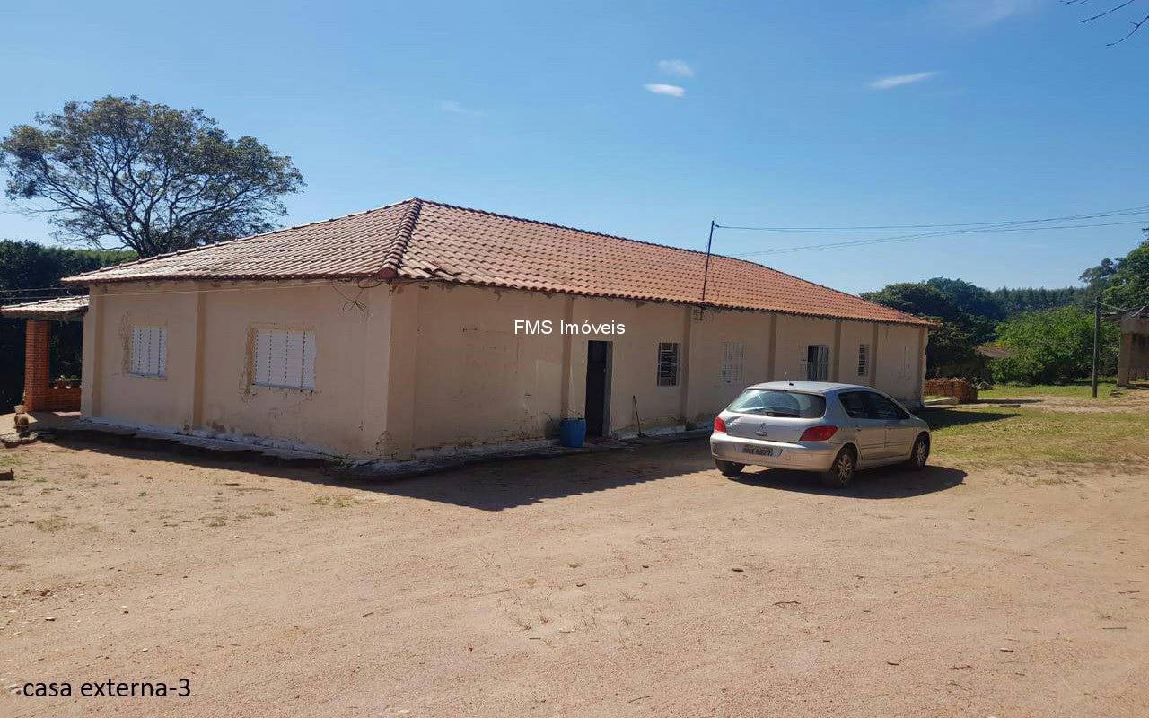 Sítio, 4 quartos, 3150 m² - Foto 35