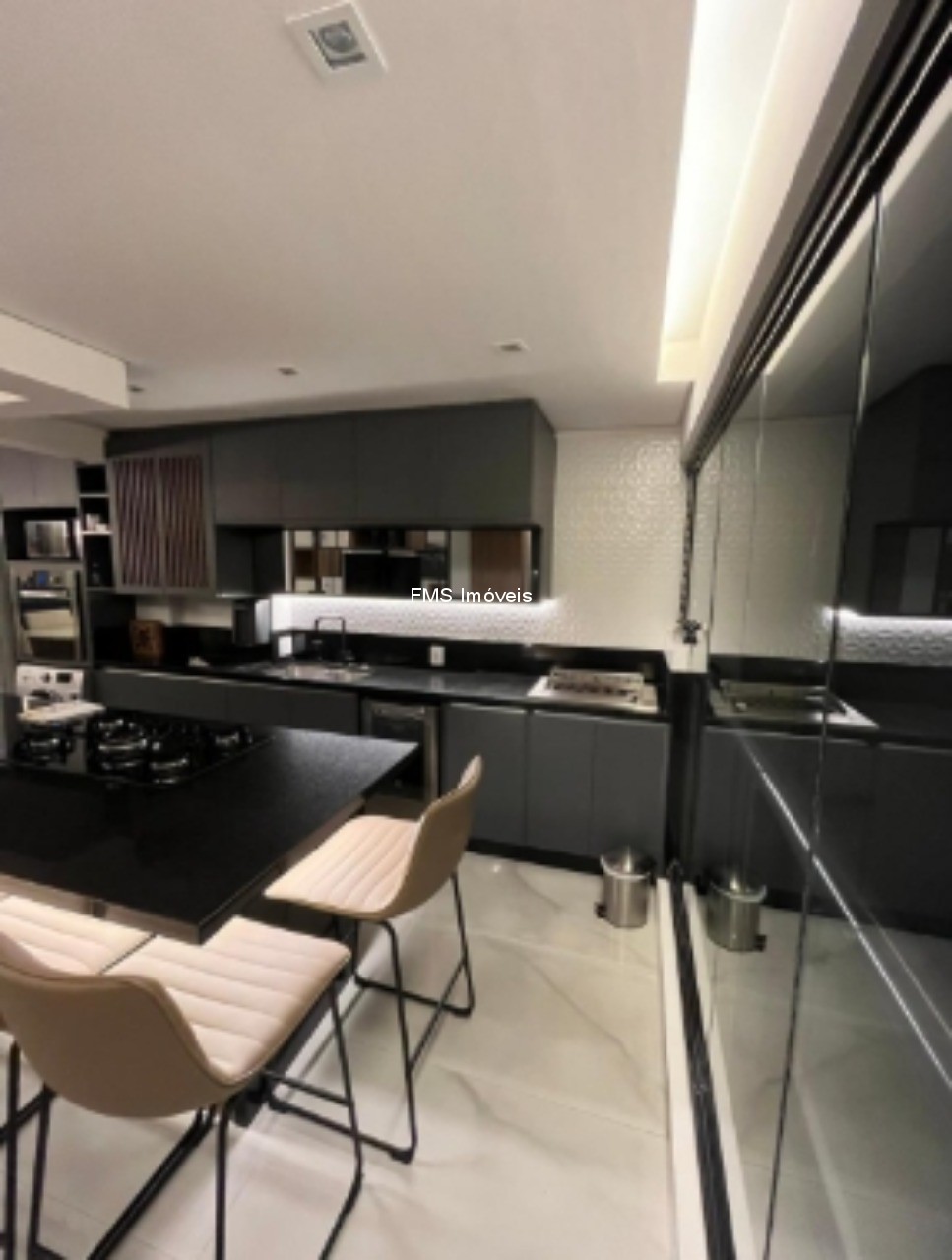 Apartamento, 1 quarto, 61 m² - Foto 5
