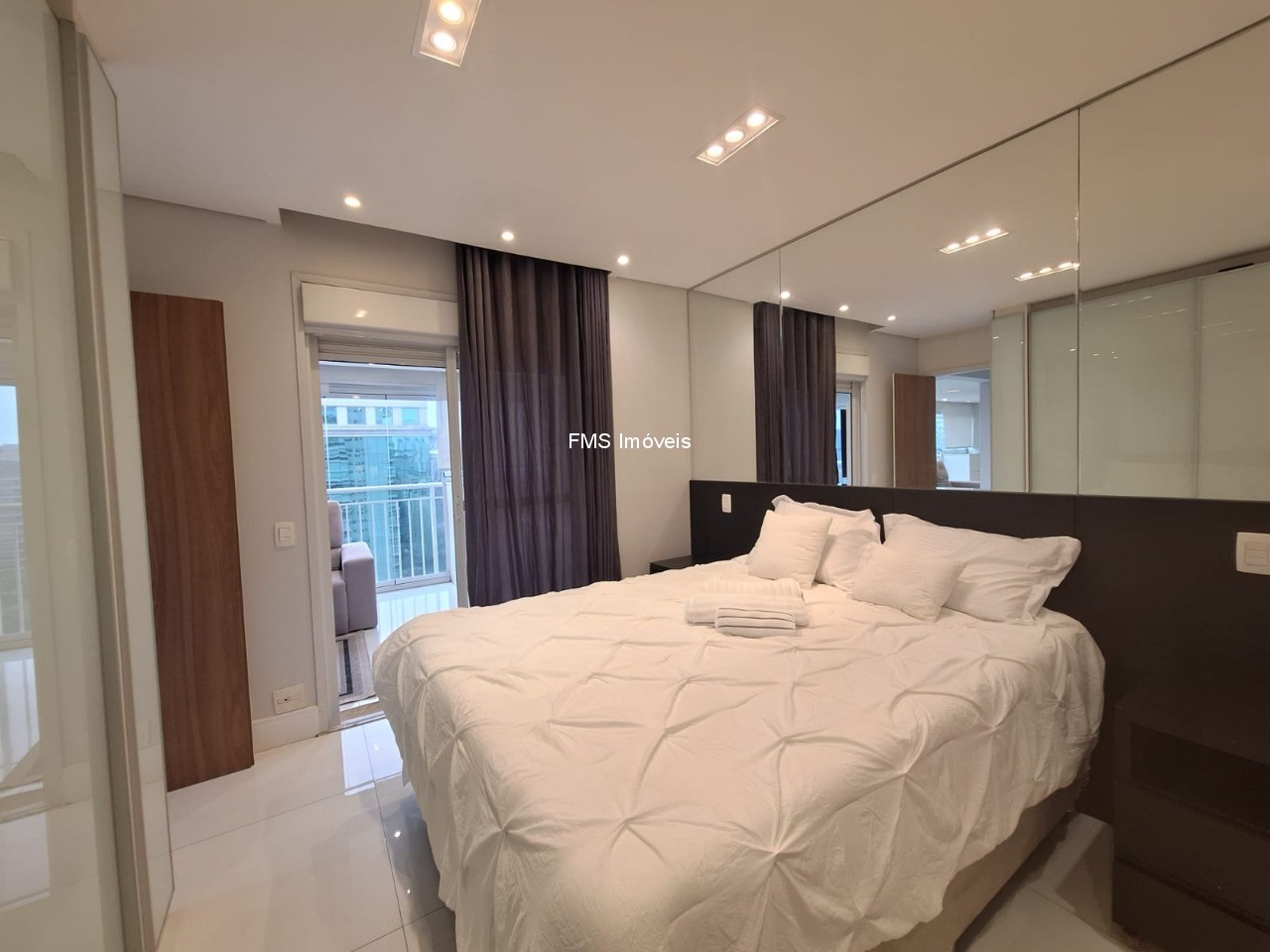 Apartamento, 1 quarto, 54 m² - Foto 2