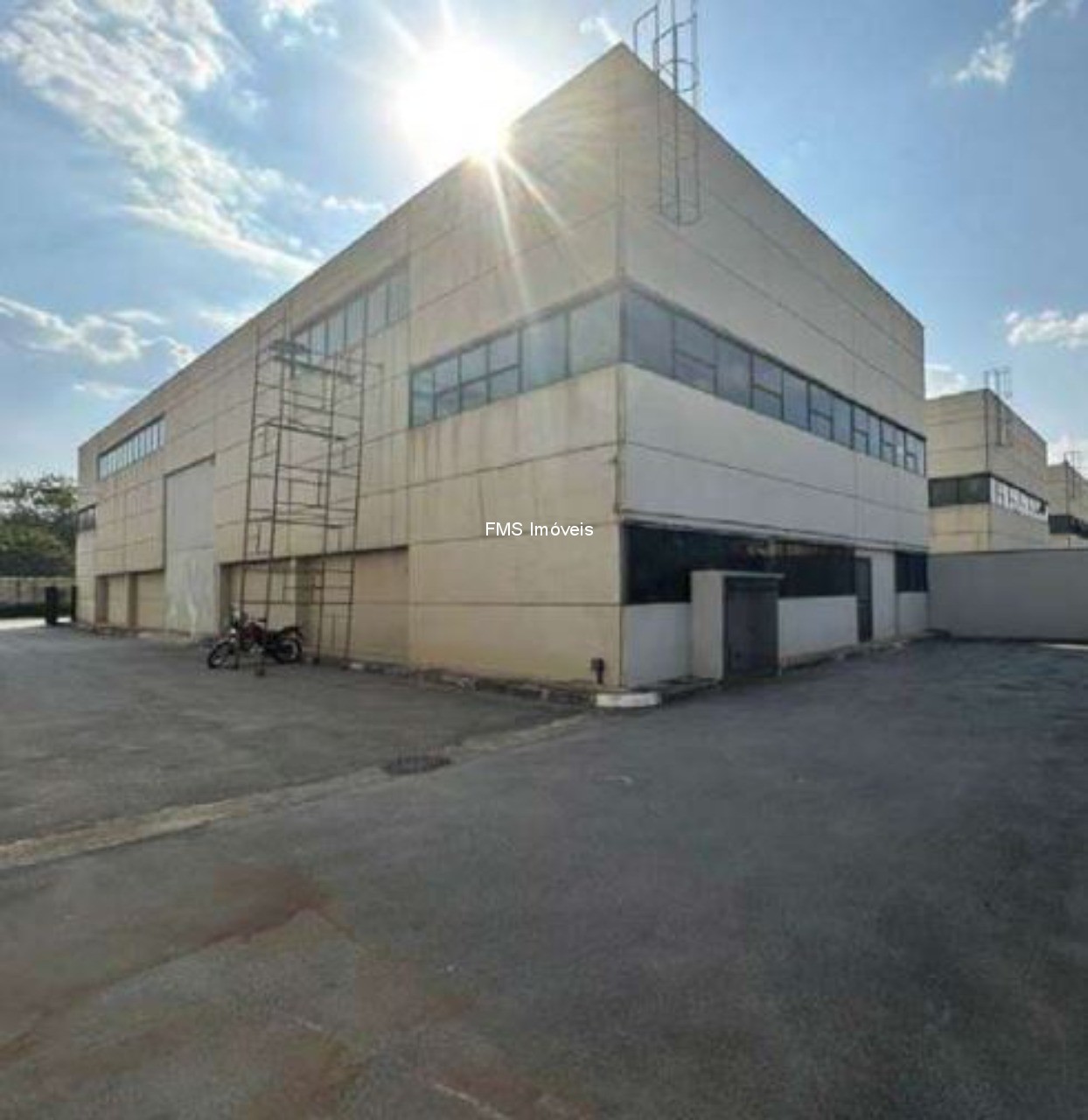 Depósito-Galpão, 574 m² - Foto 2
