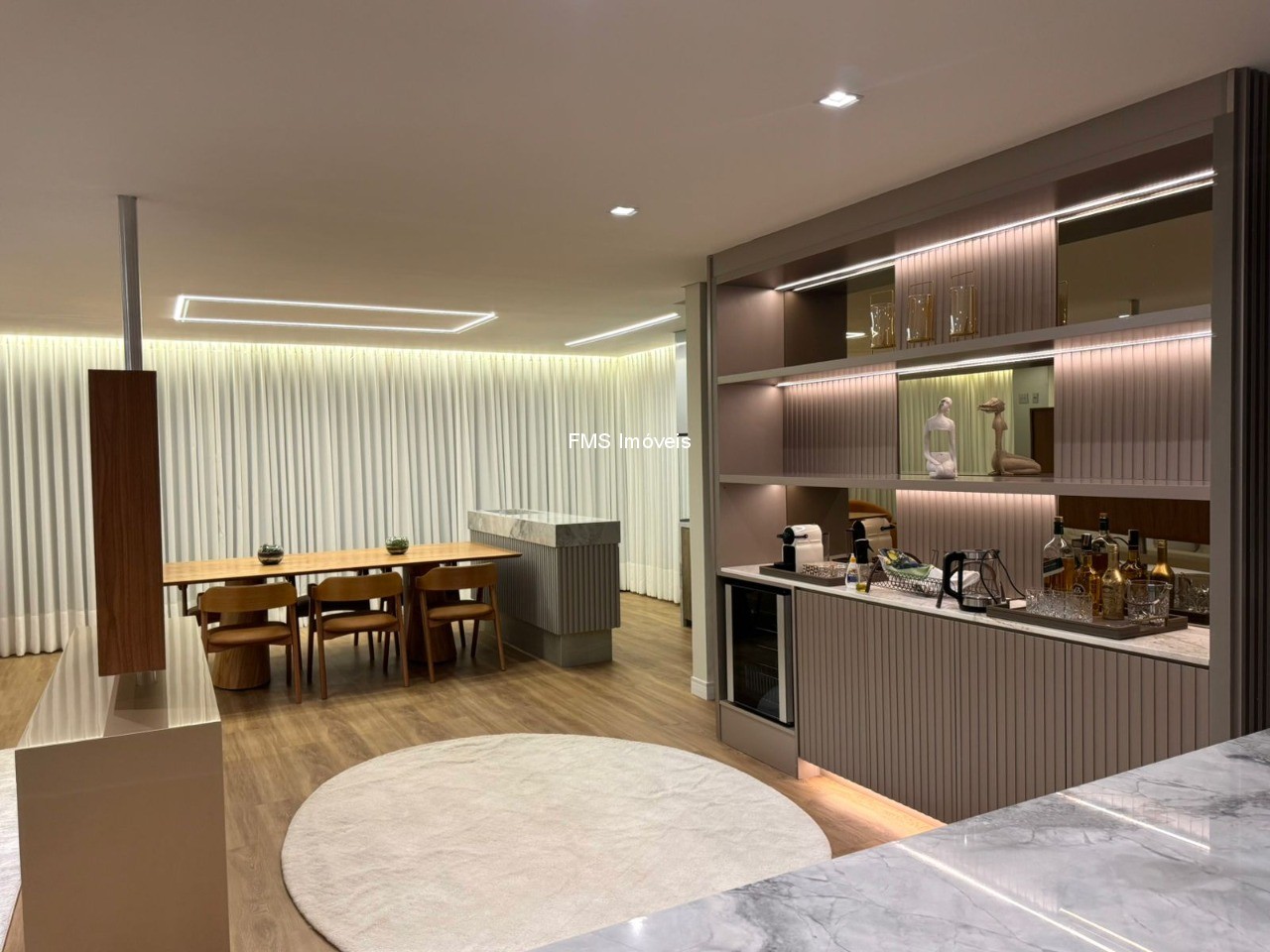 Apartamento, 3 quartos, 197 m² - Foto 3