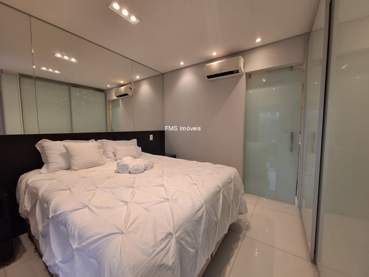 Apartamento, 1 quarto, 54 m² - Foto 1
