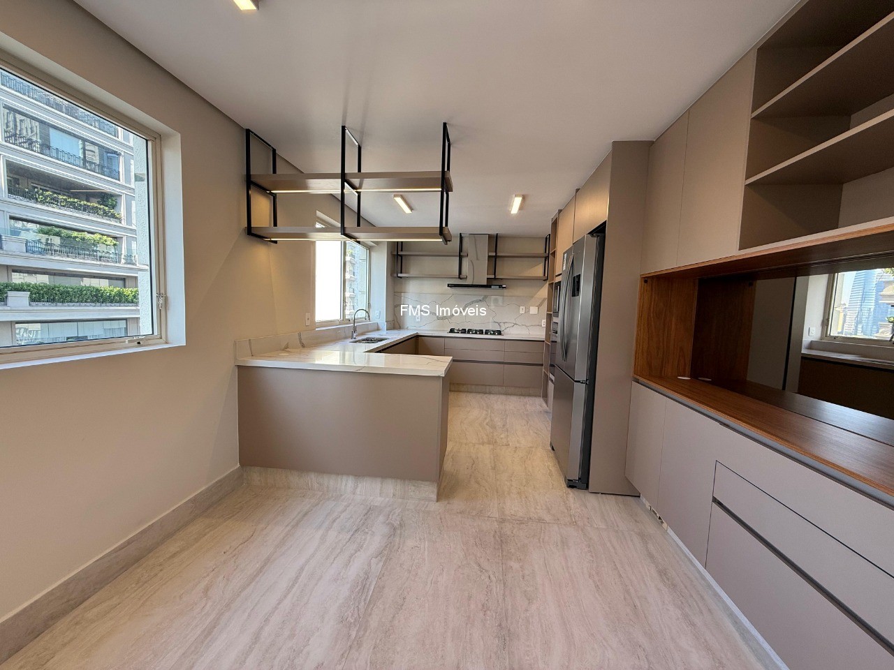 Apartamento, 3 quartos, 278 m² - Foto 11
