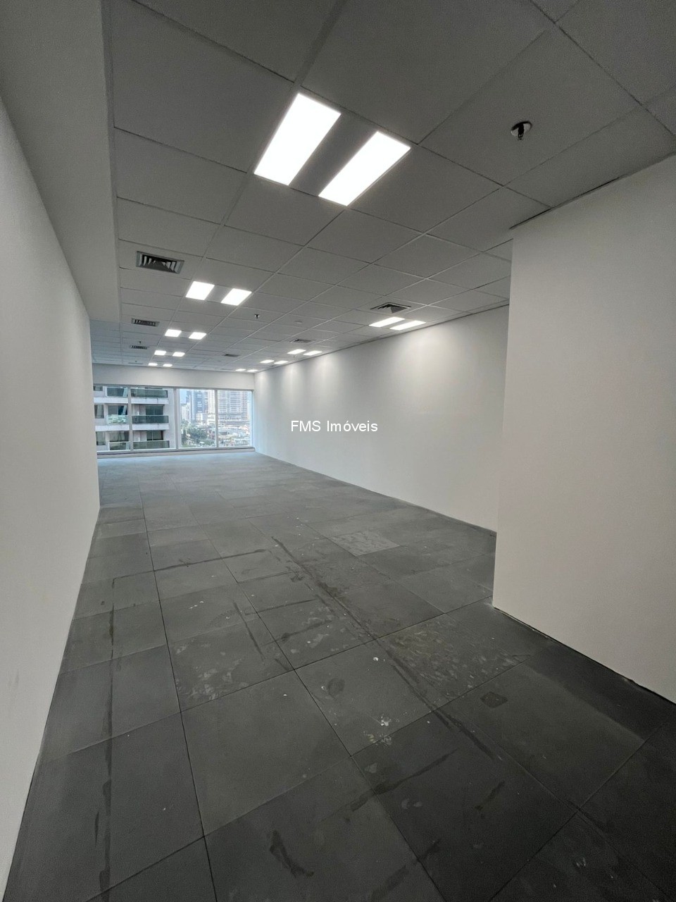 Sala-Conjunto, 192 m² - Foto 17