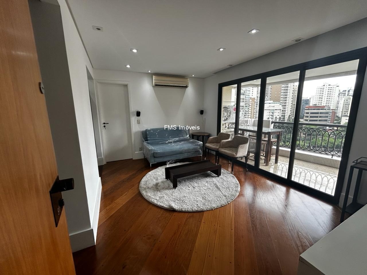 Apartamento, 3 quartos, 116 m² - Foto 2