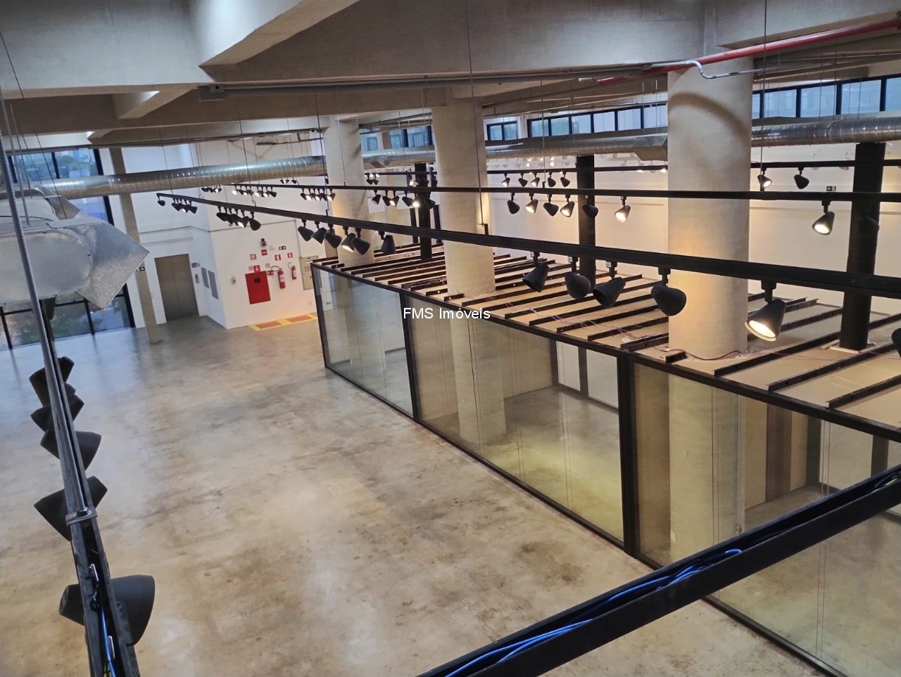 Prédio Inteiro, 2400 m² - Foto 17