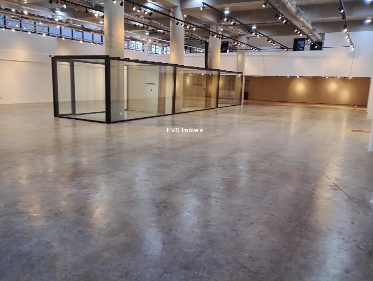 Prédio Inteiro, 2400 m² - Foto 22