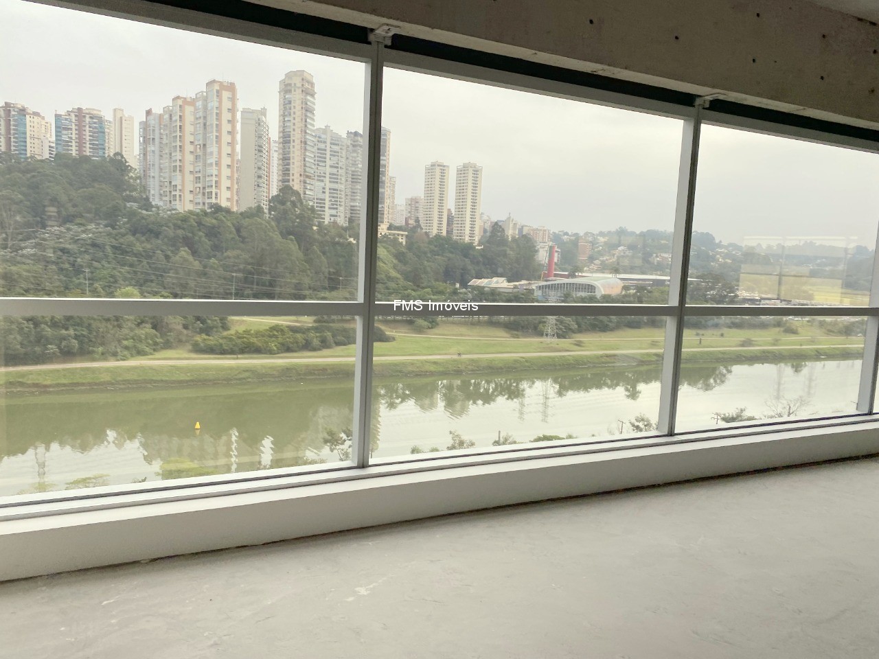 Sala-Conjunto, 17510 m² - Foto 17