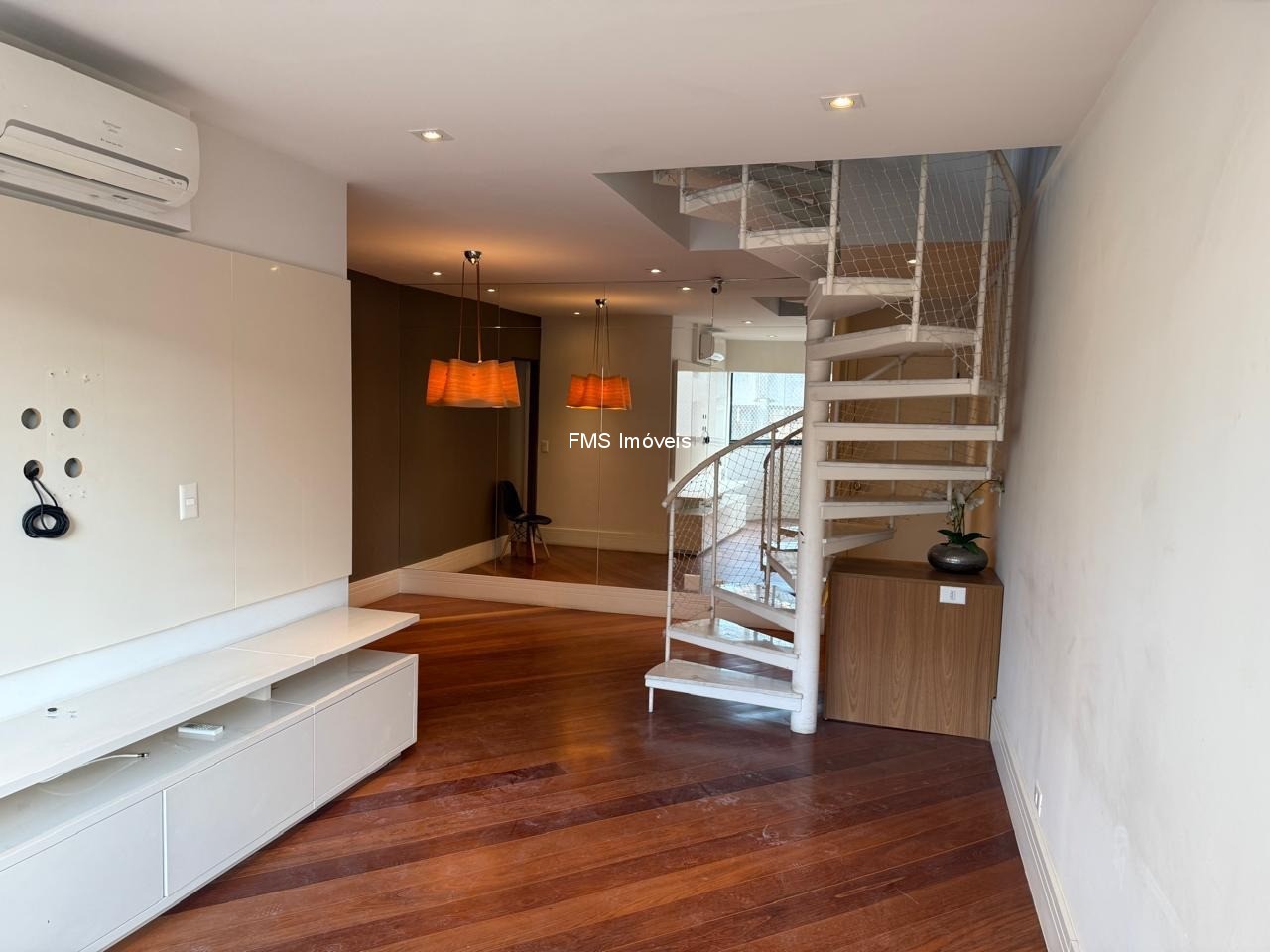 Apartamento, 3 quartos, 188 m² - Foto 2