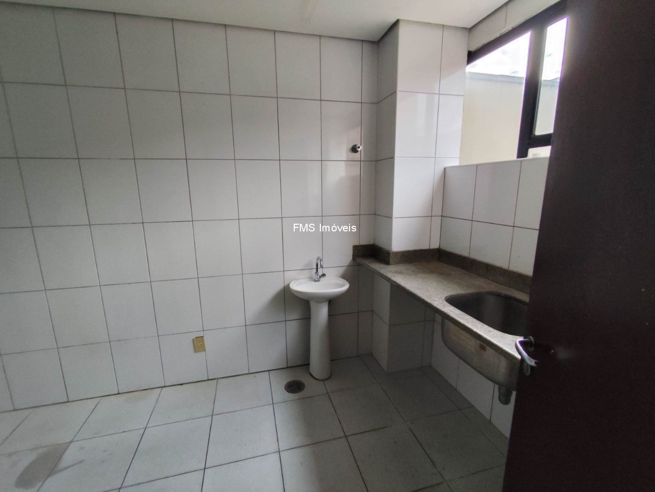 Depósito-Galpão, 574 m² - Foto 27