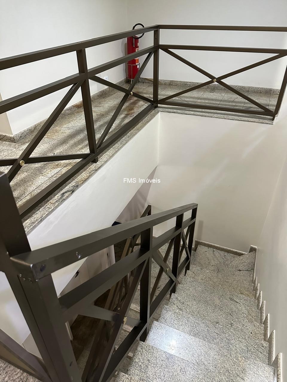 Prédio Inteiro - Foto 27