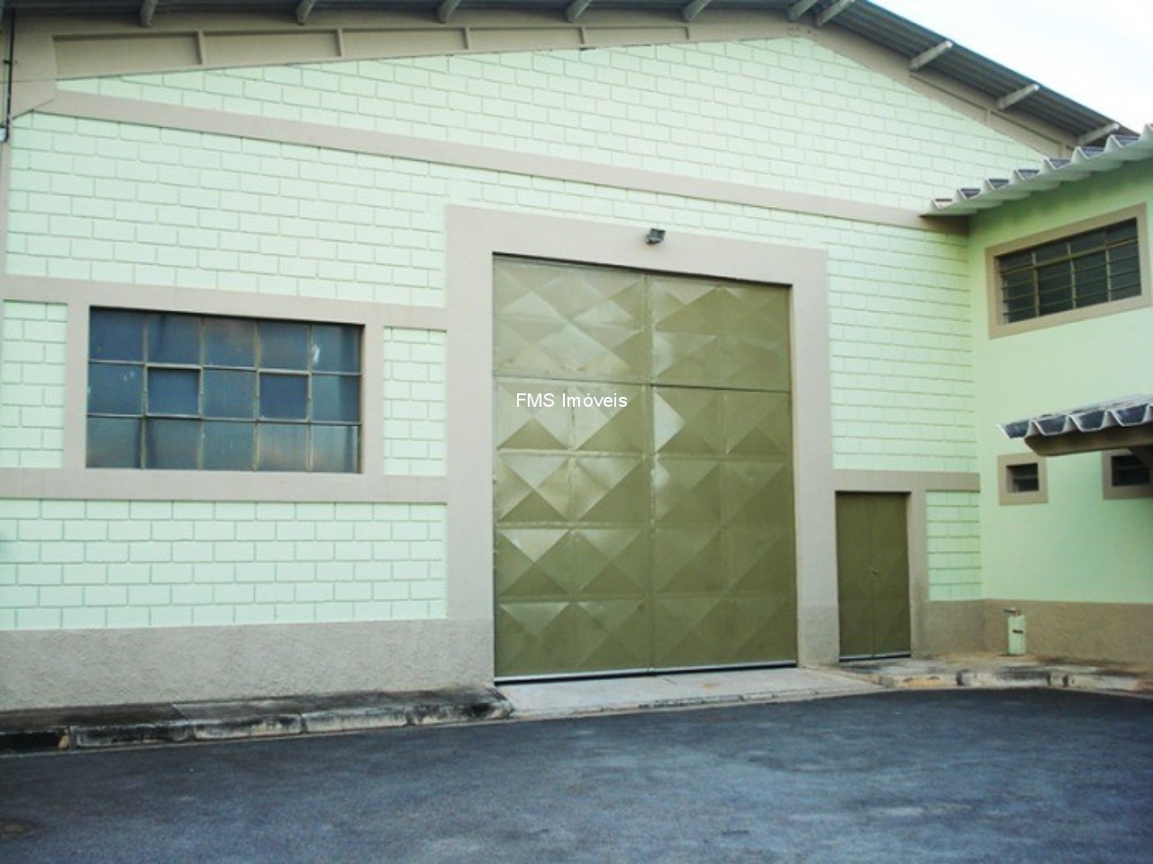 Depósito-Galpão, 800 m² - Foto 1