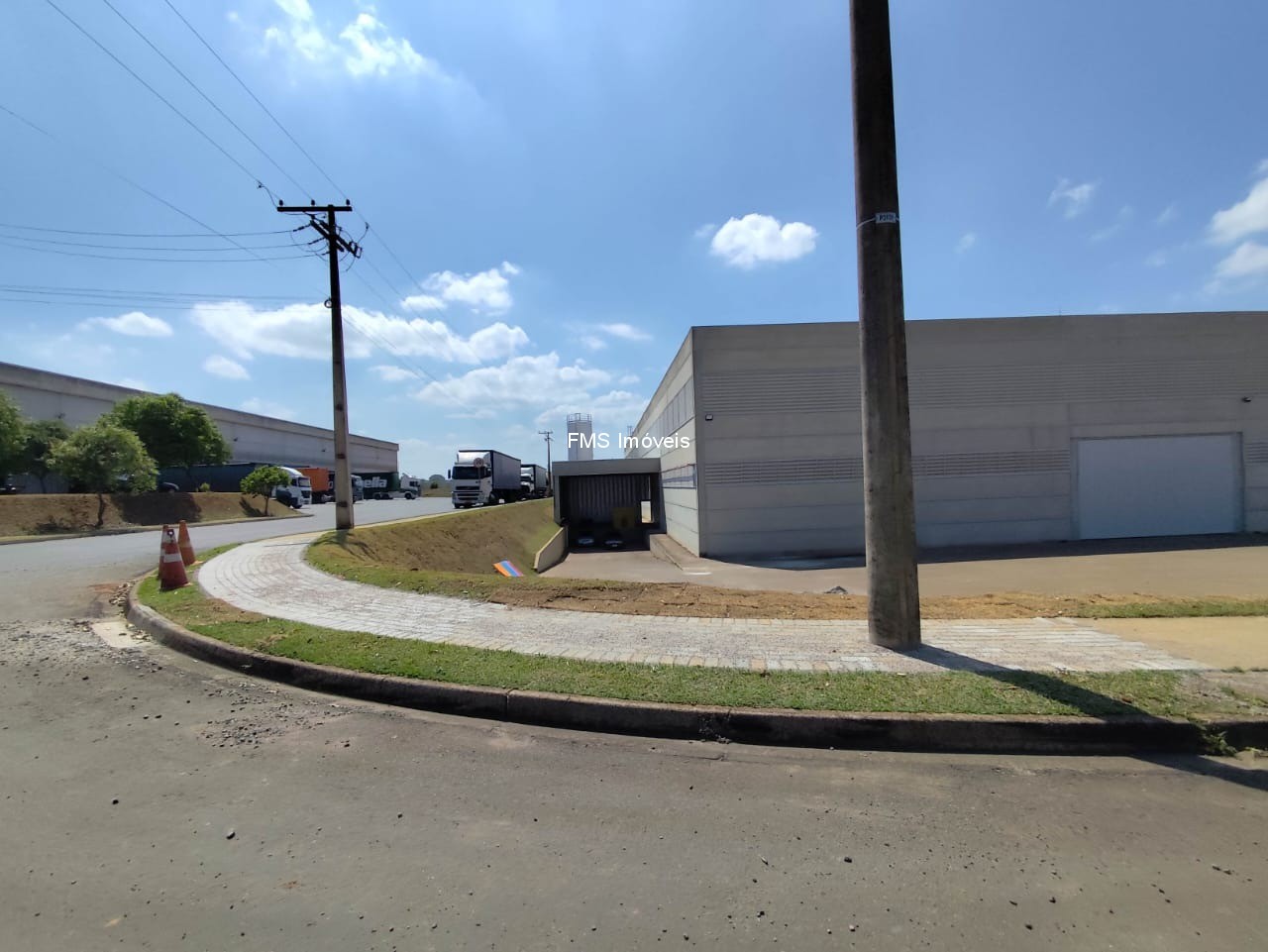 Depósito-Galpão, 9742 m² - Foto 2