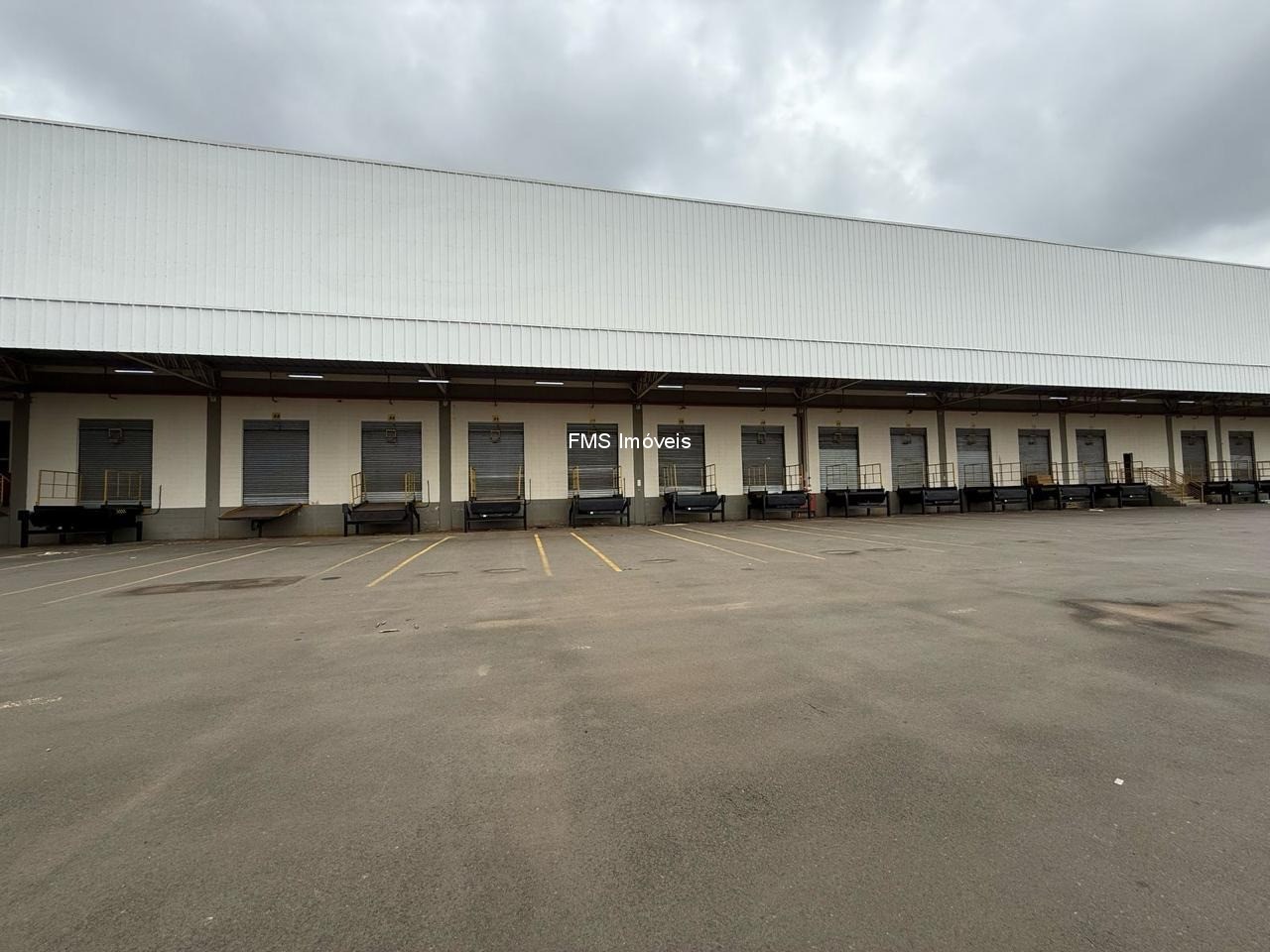 Depósito-Galpão, 9519 m² - Foto 18