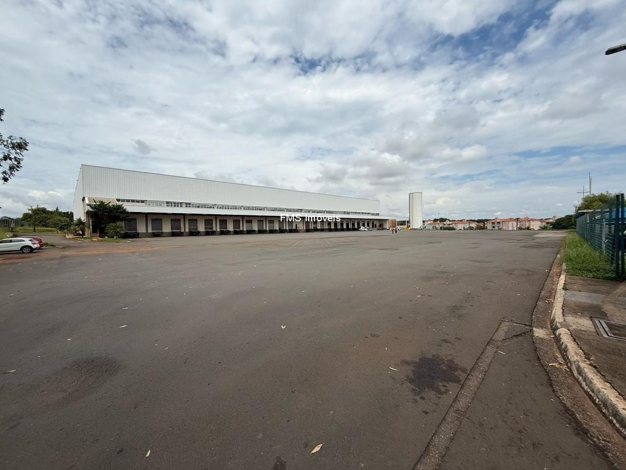 Depósito-Galpão, 9519 m² - Foto 17